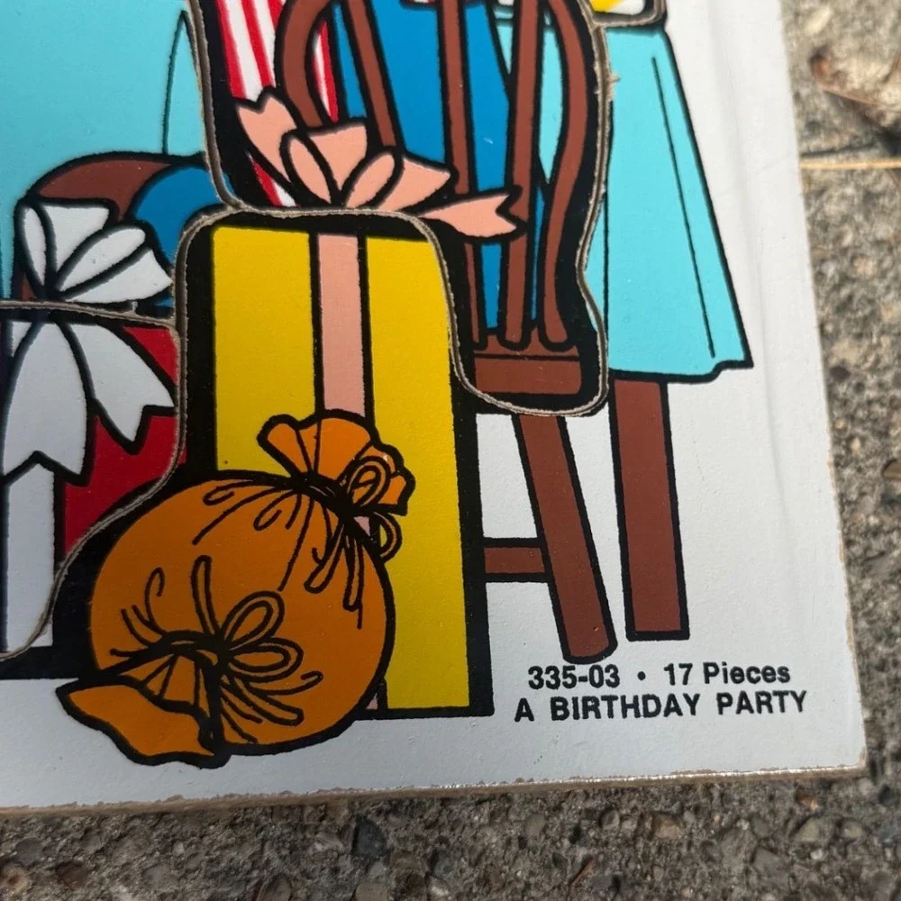 Vintage 70s Playskool‎ Birthday Party Wood Inset Puzzle 17 Piece Toy nostalgia